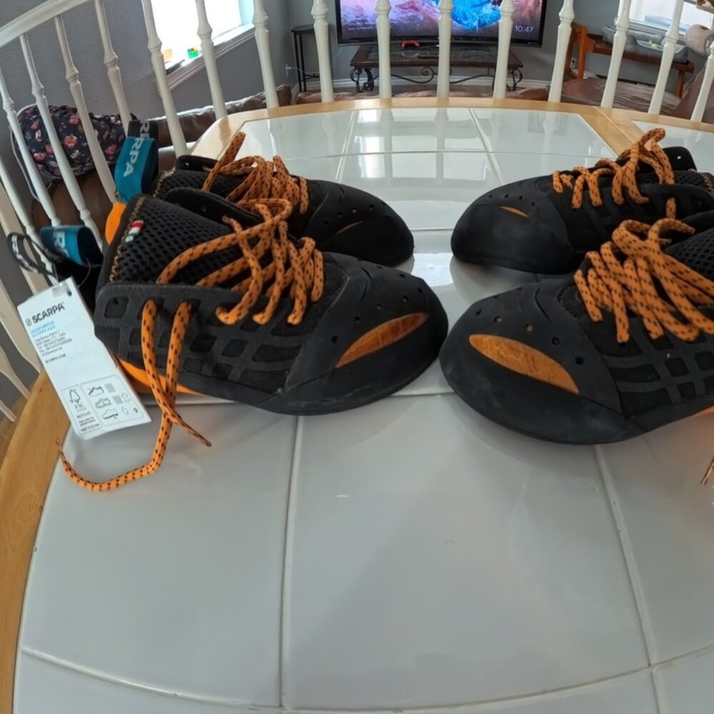 Scarpa Instinct Laceup Size 38.5 Brand New